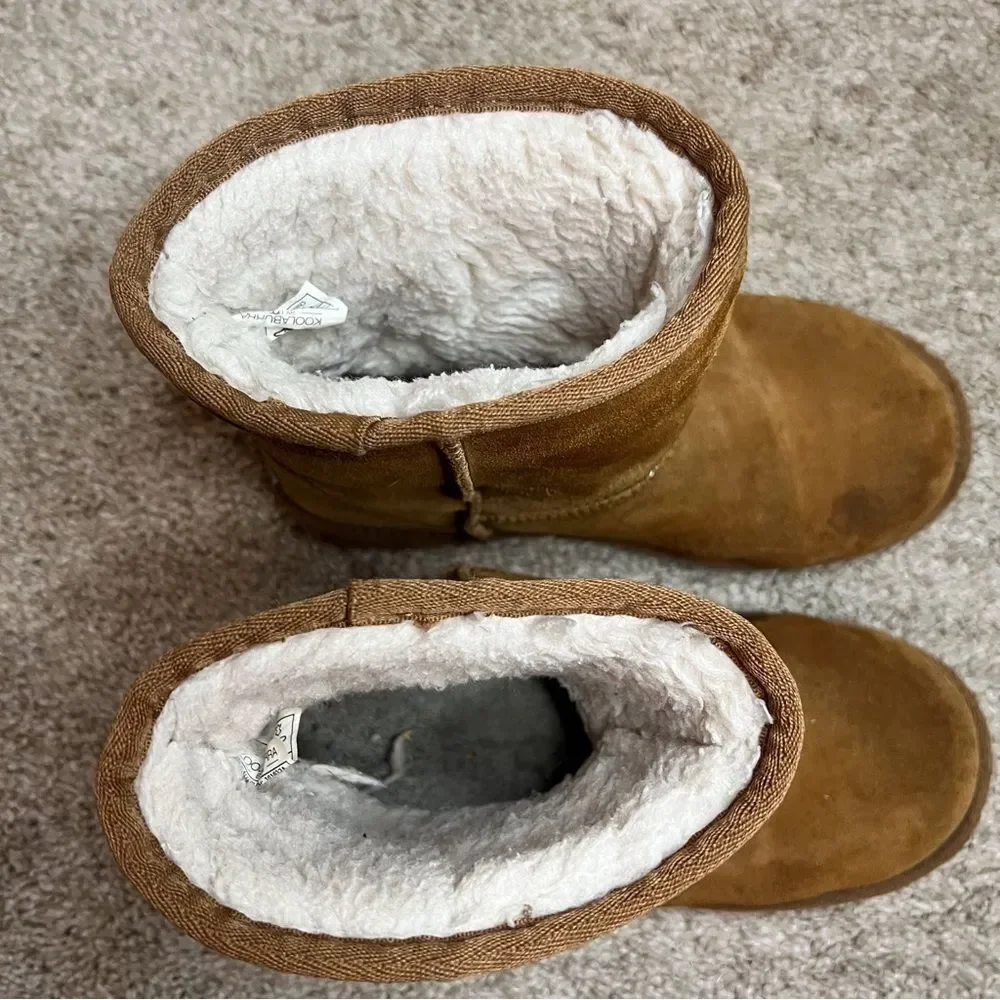 UGG Koolaburra‎ Boots, Size 4 Girls.  Well loved but lots of life left!